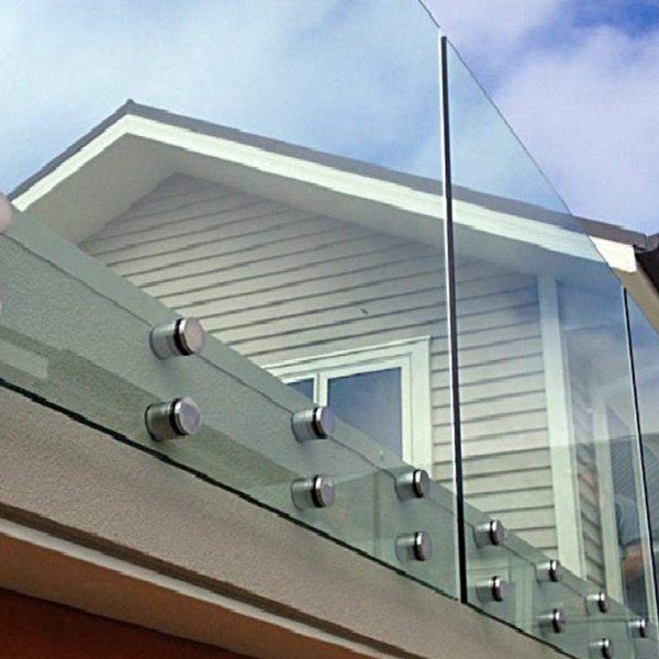 جان پناه شیشه ای و مزایای آن