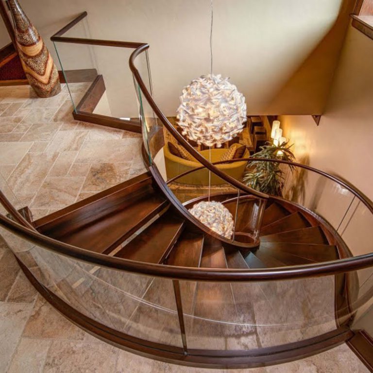 شیشه خم ،کاربرد و مزایای آن