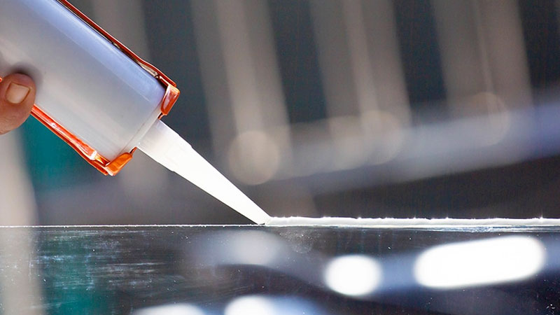 لیست قیمت چسب شیشه سال 1403