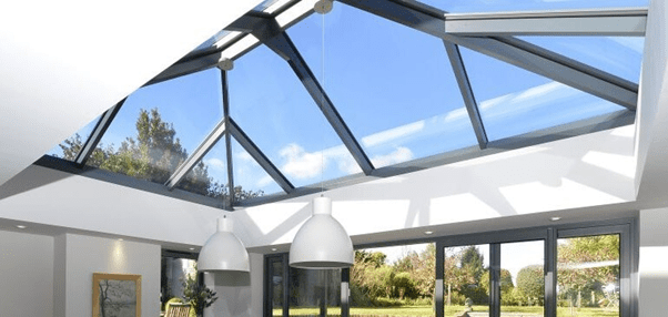 کاربرد و مزایای استفاده از نورگیر شیشه‌ای چیست؟